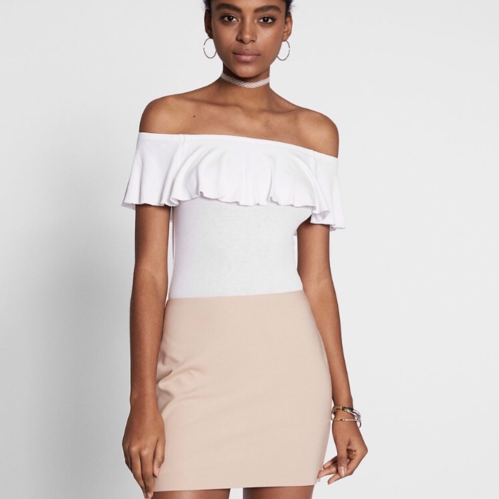 Express mini skirt